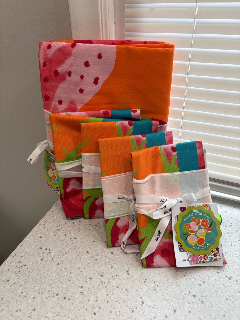 NWT Set of Gabel Americano Fragoloni table linens by Ken Scott Strawberry Design
